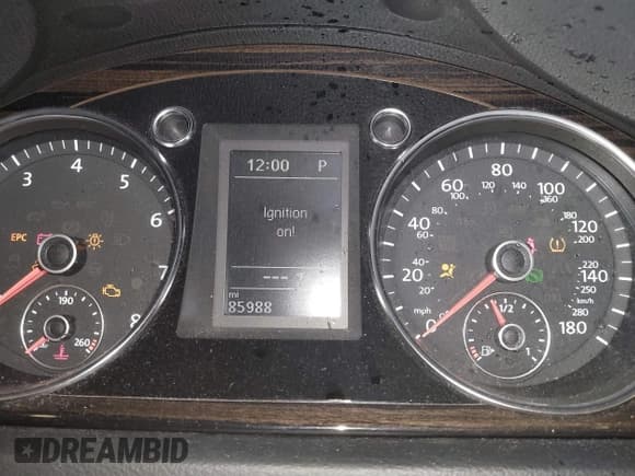 ✅ 2014 Volkswagen CC Executive • VIN: WVWRP7AN9EE519502 • Lot: 41458158. Listed on IAAI with 85,988 mi. Free auction sales archive from the USA and detailed vehicle history report at DreamBid. Image 7.