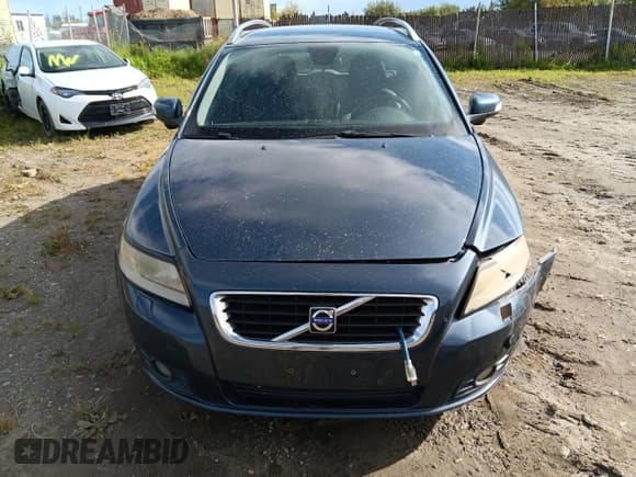 ✅ 2008 Volvo V50 2.5T • VIN: YV1MJ672782391280 • Lot: 70599825. Listed on Copart with 144,259 mi. Free auction sales archive from the USA and detailed vehicle history report at DreamBid. Image 5.