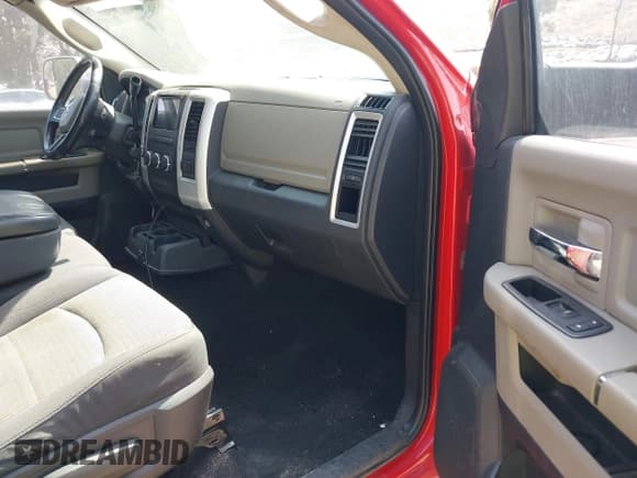 ✅ 2009 Dodge 1500 Laramie • VIN: 1D3HV13T79J504866 • Lot: 42598147. Wystawiony na IAAI z przebiegiem 186 243 mil. Bezpłatny archiwum sprzedaży aukcyjnych z USA i szczegółowy raport historii pojazdu na DreamBid. Zdjęcie 5.