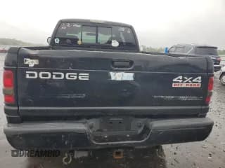 ✅ 2001 Dodge 1500 • VIN: 3B7HF13Y71G776289 • Лот: 71162624. Опубликован ранее на Copart с пробегом Не указан. Бесплатный доступ к архиву аукционных продаж из США и подробный отчёт об истории автомобиля на DreamBid. Изображение 6.