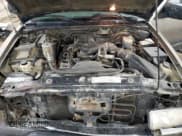 ✅ 2001 Chevrolet S-10 LS • VIN: 1GCDT13W41K240639 • Лот: 85464814. Опубликован ранее на Copart с пробегом 229 068 миль. Бесплатный доступ к архиву аукционных продаж из США и подробный отчёт об истории автомобиля на DreamBid. Изображение 12.