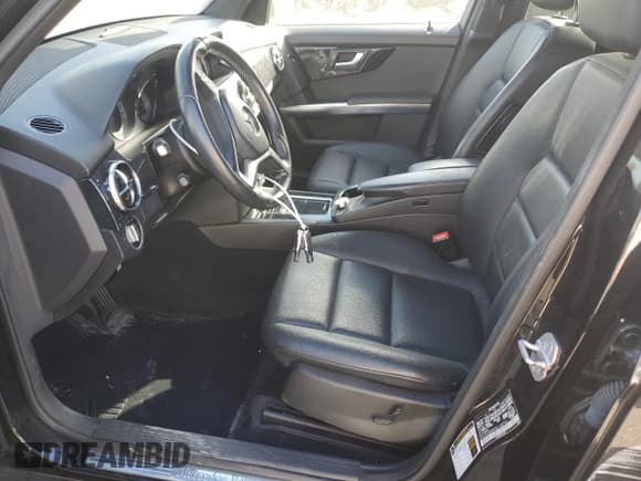 ✅ 2013 Mercedes-Benz GLK 250 • VIN: WDCGG0EB4DG130763 • Лот: 86283095. Опубликован ранее на Copart с пробегом 175 446 миль. Бесплатный доступ к архиву аукционных продаж из США и подробный отчёт об истории автомобиля на DreamBid. Изображение 7.