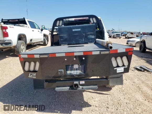 ✅ 2024 Chevrolet Silverado 2500HD • VIN: 1GB1YNE71RF224456 • Lot: 65140155. Wystawiony na Copart z przebiegiem Nie podano. Bezpłatny archiwum sprzedaży aukcyjnych z USA i szczegółowy raport historii pojazdu na DreamBid. Zdjęcie 6.