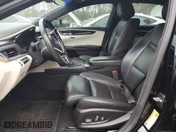 ✅ 2015 Cadillac XTS Platinum • VIN: 2G61S5S30F9227399 • Лот: 85879314. Опубликован ранее на Copart с пробегом 83 559 миль. Бесплатный доступ к архиву аукционных продаж из США и подробный отчёт об истории автомобиля на DreamBid. Изображение 7.