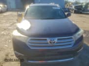 ✅ 2013 Toyota Highlander Limited • VIN: 5TDDK3EH4DS206131 • Lot: 94138015. Listed on Copart with 124,357 mi. Free auction sales archive from the USA and detailed vehicle history report at DreamBid. Image 5.