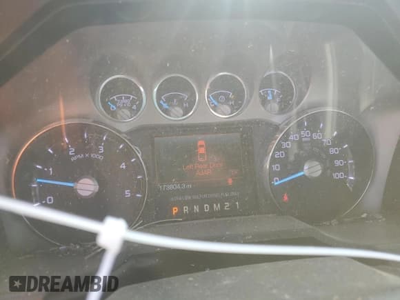 ✅ 2014 Ford F-350 XLT • VIN: 1FT8W3DT6EEB45254 • Lot: 50054995. Listed on Copart with 173,804 mi. Free auction sales archive from the USA and detailed vehicle history report at DreamBid. Image 9.