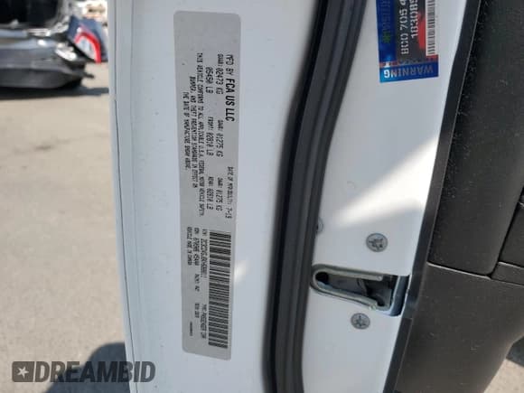 ✅ 2019 Dodge Charger Scat Pack • VIN: 2C3CDXGJ6KH688811 • Лот: 70982265. Опубликован ранее на Copart с пробегом 62 222 миль. Бесплатный доступ к архиву аукционных продаж из США и подробный отчёт об истории автомобиля на DreamBid. Изображение 12.