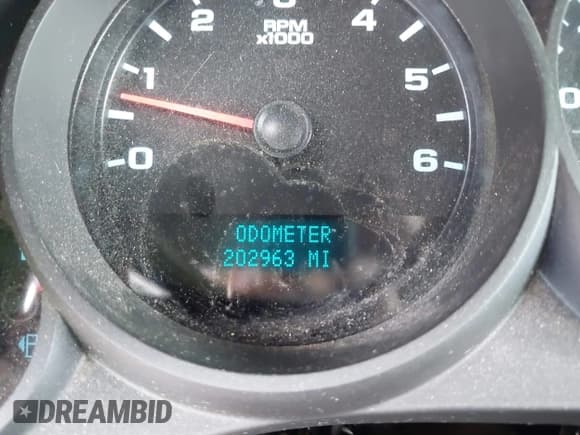 ✅ 2013 GMC Sierra 1500 SL • VIN: 1GTR1UEA7DZ192385 • Lot: 42158566. Wystawiony na IAAI z przebiegiem 202 963 mil. Bezpłatny archiwum sprzedaży aukcyjnych z USA i szczegółowy raport historii pojazdu na DreamBid. Zdjęcie 15.