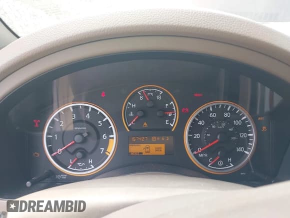 ✅ 2014 Nissan Armada SV • VIN: 5N1BA0ND3EN607162 • Lot: 42957843. Wystawiony na IAAI z przebiegiem 157 427 mil. Bezpłatny archiwum sprzedaży aukcyjnych z USA i szczegółowy raport historii pojazdu na DreamBid. Zdjęcie 7.