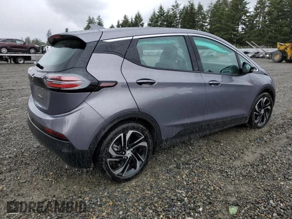 ✅ 2022 Chevrolet Bolt EV 2LT • VIN: 1G1FX6S0XN4107149 • Lot: 57287914. Wystawiony na Copart z przebiegiem 7 943 mil. Bezpłatny archiwum sprzedaży aukcyjnych z USA i szczegółowy raport historii pojazdu na DreamBid. Zdjęcie 3.