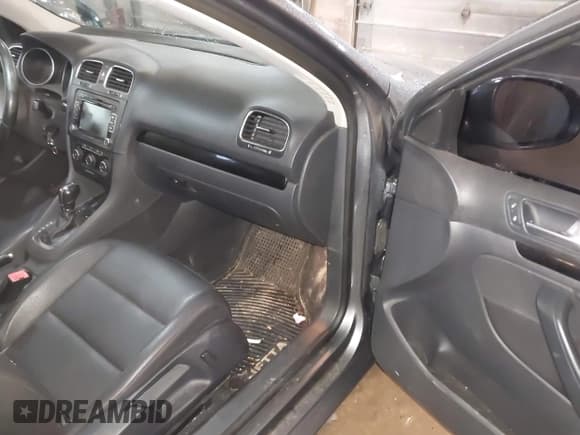 ✅ 2012 Volkswagen Jetta TDI • VIN: 3VWPL7AJ5CM638166 • Lot: 43844502. Listed on IAAI with 96,393 mi. Free auction sales archive from the USA and detailed vehicle history report at DreamBid. Image 5.