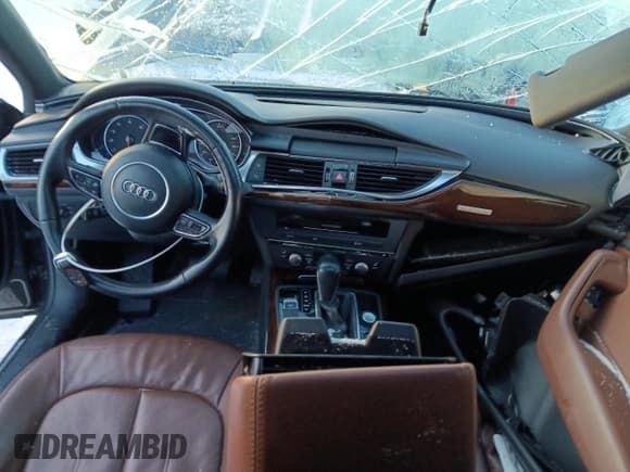 ✅ 2017 Audi A6 Premium Plus • VIN: WAUF2AFC7HN033746 • Lot: 81344545. Wystawiony na Copart z przebiegiem Nie podano. Bezpłatny archiwum sprzedaży aukcyjnych z USA i szczegółowy raport historii pojazdu na DreamBid. Zdjęcie 8.