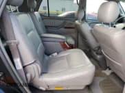 ✅ 2006 Toyota Sequoia Limited • VIN: 5TDBT48A36S267210 • Lot: 92496135. Wystawiony na Copart z przebiegiem 224 533 mil. Bezpłatny archiwum sprzedaży aukcyjnych z USA i szczegółowy raport historii pojazdu na DreamBid. Zdjęcie 11.