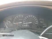 ✅ 1999 Ford Explorer XLT • VIN: 1FMZU32E6XZB47513 • Lot: 67897285. Wystawiony na Copart z przebiegiem 325 924 mil. Bezpłatny archiwum sprzedaży aukcyjnych z USA i szczegółowy raport historii pojazdu na DreamBid. Zdjęcie 9.