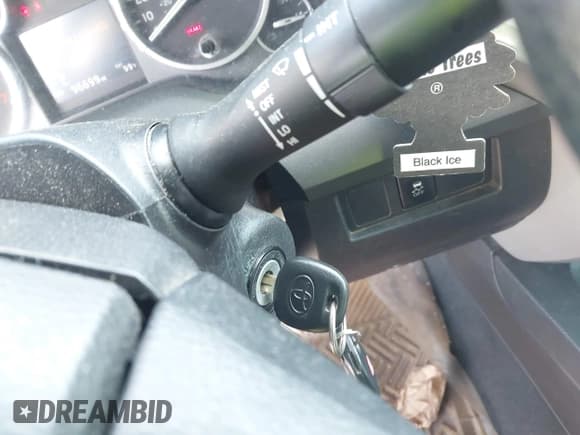 ✅ 2016 Toyota Tundra SR • VIN: 5TFRM5F1XGX097542 • Lot: 42667171. Listed on IAAI with 96,699 mi. Free auction sales archive from the USA and detailed vehicle history report at DreamBid. Image 11.