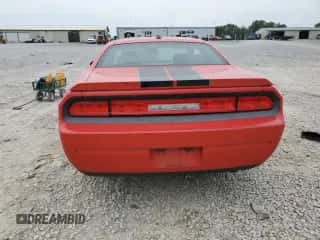 2010 Dodge Challenger SE z VIN 2B3CJ4DV5AH179738, wystawiony jako Copart lot #64823684 z przebiegiem 109 389 mil mil oraz Szkoda całkowita • Salvage title. Historia ofert i sprzedaży dostępna na DreamBid. Obrazek 6.