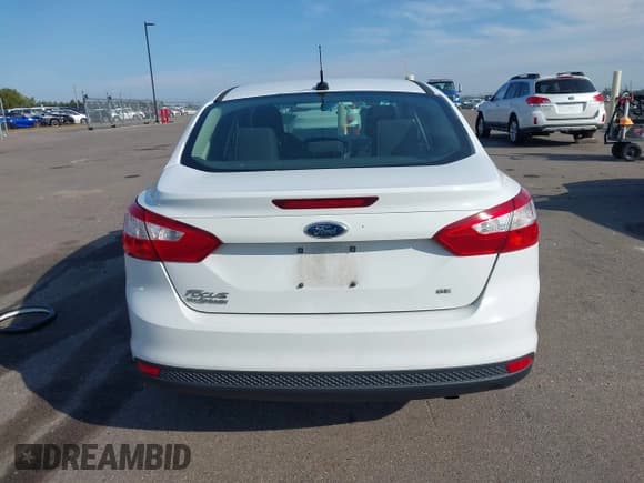 ✅ 2012 Ford Focus SE • VIN: 1FAHP3F27CL131217 • Лот: 43251899. Опубликован ранее на IAAI с пробегом 117 737 миль. Бесплатный доступ к архиву аукционных продаж из США и подробный отчёт об истории автомобиля на DreamBid. Изображение 16.