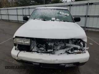 ✅ 2003 Chevrolet S-10 • VIN: 1GCCS14X938106909 • Лот: 81738184. Опубликован ранее на Copart с пробегом 180 944 миль. Бесплатный доступ к архиву аукционных продаж из США и подробный отчёт об истории автомобиля на DreamBid. Изображение 5.
