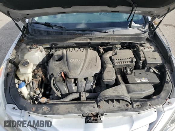 ✅ 2012 Hyundai Sonata GLS • VIN: 5NPEB4AC6CH475966 • Lot: 90945255. Wystawiony na Copart z przebiegiem Nie podano. Bezpłatny archiwum sprzedaży aukcyjnych z USA i szczegółowy raport historii pojazdu na DreamBid. Zdjęcie 11.