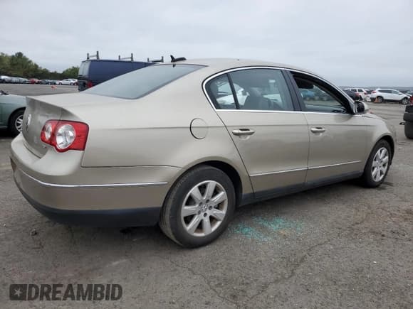 ✅ 2006 Volkswagen Passat 2.0T • VIN: WVWEK73C86P045220 • Лот: 71975644. Опубликован ранее на Copart с пробегом 68 625 миль. Бесплатный доступ к архиву аукционных продаж из США и подробный отчёт об истории автомобиля на DreamBid. Изображение 3.