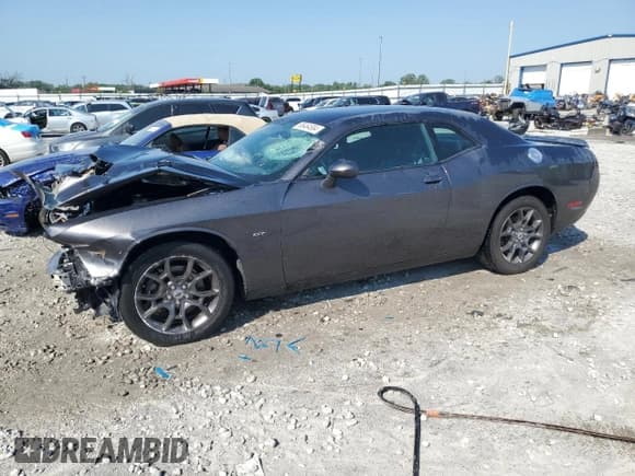 ✅ 2018 Dodge Challenger GT • VIN: 2C3CDZGG0JH256827 • Lot: 65464584. Wystawiony na Copart z przebiegiem 108 677 mil. Bezpłatny archiwum sprzedaży aukcyjnych z USA i szczegółowy raport historii pojazdu na DreamBid. Zdjęcie 1.