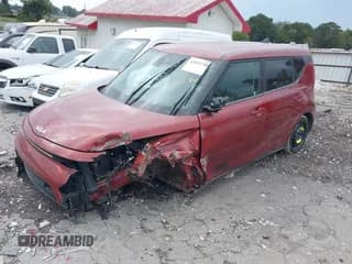 ✅ 2022 Kia Soul LX • VIN: KNDJ23AU4N7824602 • Lot: 43425748. Listed on IAAI with 116,023 mi. Free auction sales archive from the USA and detailed vehicle history report at DreamBid. Image 2.