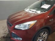 ✅ 2016 Ford Escape SE • VIN: 1FMCU9GX8GUC54272 • Лот: 43843481. Опубликован ранее на IAAI с пробегом 108 240 миль. Бесплатный доступ к архиву аукционных продаж из США и подробный отчёт об истории автомобиля на DreamBid. Изображение 6.