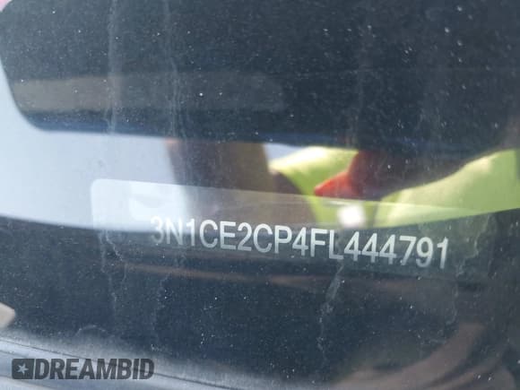 ✅ 2015 Nissan Note S • VIN: 3N1CE2CP4FL444791 • Lot: 42524721. Wystawiony na IAAI z przebiegiem 86 595 mil. Bezpłatny archiwum sprzedaży aukcyjnych z USA i szczegółowy raport historii pojazdu na DreamBid. Zdjęcie 9.