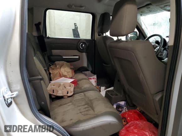 ✅ 2009 Dodge Nitro SLT • VIN: 1D8GU58KX9W530896 • Lot: 91293095. Wystawiony na Copart z przebiegiem Nie podano. Bezpłatny archiwum sprzedaży aukcyjnych z USA i szczegółowy raport historii pojazdu na DreamBid. Zdjęcie 11.