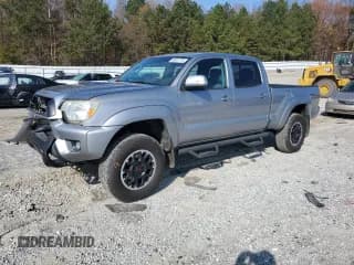 ✅ 2014 Toyota Tacoma • VIN: 3TMMU4FN4EM070041 • Lot: 93401775. Listed on Copart with 178,707 mi. Free auction sales archive from the USA and detailed vehicle history report at DreamBid. Image 1.