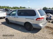 ✅ 2001 Toyota Sienna CE • VIN: 4T3ZF19C41U385312 • Lot: 70130104. Listed on Copart with 254,488 mi. Free auction sales archive from the USA and detailed vehicle history report at DreamBid. Image 2.