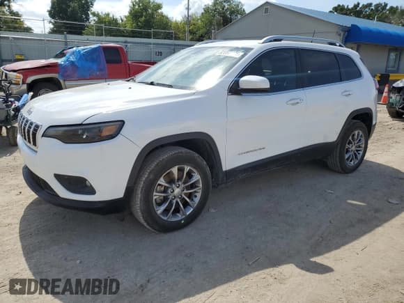 ✅ 2020 Jeep Cherokee Latitude Plus • VIN: 1C4PJMLB4LD564201 • Lot: 82052435. Wystawiony na Copart z przebiegiem 89 346 mil. Bezpłatny archiwum sprzedaży aukcyjnych z USA i szczegółowy raport historii pojazdu na DreamBid. Zdjęcie 1.