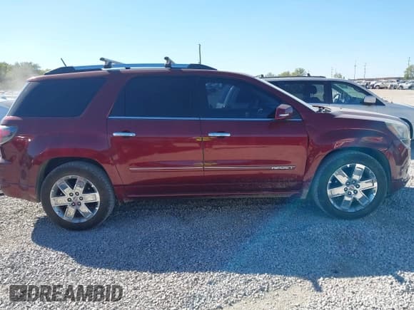 ✅ 2016 GMC Acadia Denali • VIN: 1GKKVTKD8GJ251384 • Lot: 43425006. Listed on IAAI with 162,671 mi. Free auction sales archive from the USA and detailed vehicle history report at DreamBid. Image 14.