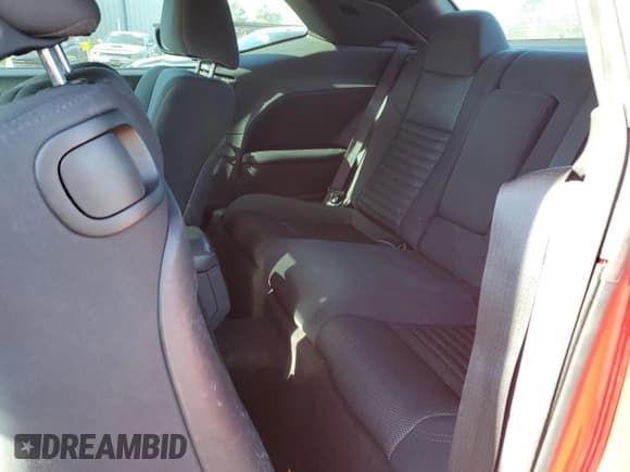 ✅ 2014 Dodge Challenger SXT • VIN: 2C3CDYAG9EH289740 • Lot: 42154225. Wystawiony na Copart z przebiegiem 120 924 mil. Bezpłatny archiwum sprzedaży aukcyjnych z USA i szczegółowy raport historii pojazdu na DreamBid. Zdjęcie 10.