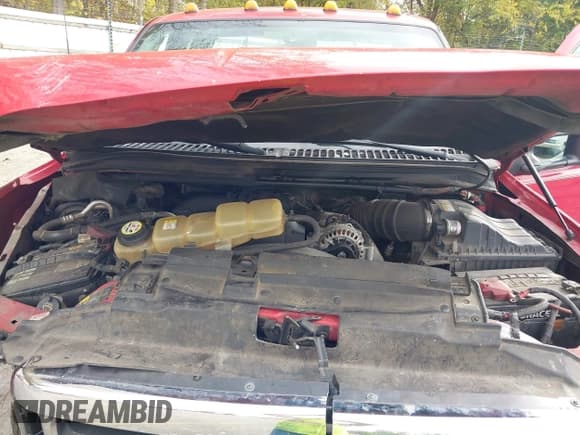 ✅ 2002 Ford F-250 XL • VIN: 1FTNX21F62EC40515 • Lot: 43483289. Wystawiony na IAAI z przebiegiem 213 619 mil. Bezpłatny archiwum sprzedaży aukcyjnych z USA i szczegółowy raport historii pojazdu na DreamBid. Zdjęcie 10.