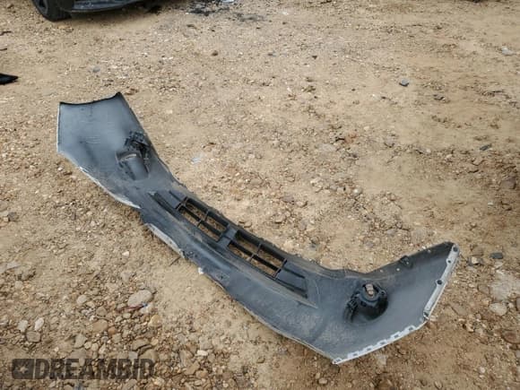 ✅ 2015 Chevrolet Silverado 1500 LT • VIN: 1GCRCREC5FZ383556 • Лот: 89916045. Опубликован ранее на Copart с пробегом 165 425 миль. Бесплатный доступ к архиву аукционных продаж из США и подробный отчёт об истории автомобиля на DreamBid. Изображение 12.