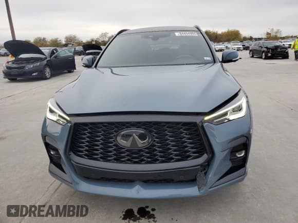 ✅ 2023 Infiniti QX50 Sport • VIN: 3PCAJ5FA6PF115972 • Lot: 84494994. Wystawiony na Copart z przebiegiem 27 121 mil. Bezpłatny archiwum sprzedaży aukcyjnych z USA i szczegółowy raport historii pojazdu na DreamBid. Zdjęcie 5.