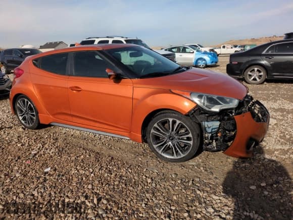 ✅ 2016 Hyundai Veloster Turbo • VIN: KMHTC6AEXGU292062 • Lot: 83816584. Wystawiony na Copart z przebiegiem 34 863 mil. Bezpłatny archiwum sprzedaży aukcyjnych z USA i szczegółowy raport historii pojazdu na DreamBid. Zdjęcie 4.