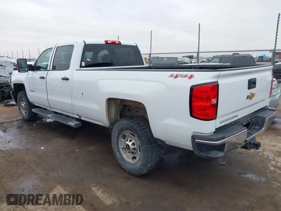 ✅ 2017 Chevrolet Silverado 2500HD Work Truck • VIN: 1GC1KUEY0HF210109 • Lot: 41416787. Listed on IAAI with 102,497 mi. Free auction sales archive from the USA and detailed vehicle history report at DreamBid. Image 3.