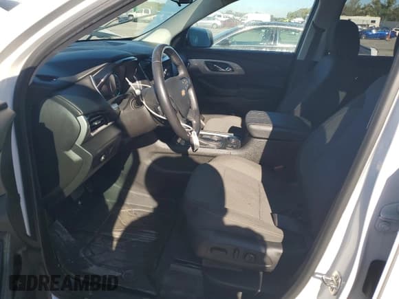 ✅ 2018 Chevrolet Traverse LT Cloth • VIN: 1GNERGKW5JJ278871 • Lot: 82313745. Listed on Copart with 123,264 mi. Free auction sales archive from the USA and detailed vehicle history report at DreamBid. Image 7.