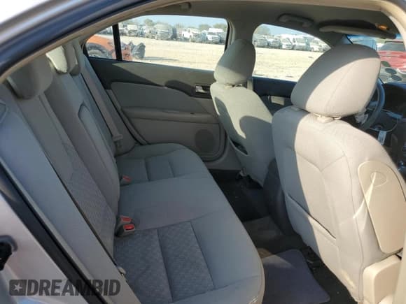 ✅ 2010 Ford Fusion SE • VIN: 3FAHP0HA8AR162977 • Lot: 89566215. Wystawiony na Copart z przebiegiem 129 854 mil. Bezpłatny archiwum sprzedaży aukcyjnych z USA i szczegółowy raport historii pojazdu na DreamBid. Zdjęcie 10.