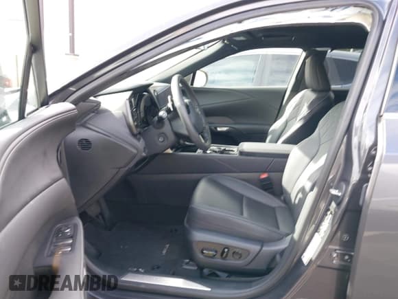 ✅ 2024 Lexus RX 350 • VIN: 2T2BAMBA4RC043189 • Лот: 41232247. Опубликован ранее на IAAI с пробегом 4 741 миль. Бесплатный доступ к архиву аукционных продаж из США и подробный отчёт об истории автомобиля на DreamBid. Изображение 5.