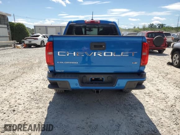 ✅ 2021 Chevrolet Colorado 4WD Z71 • VIN: 1GCGTDEN3M1215633 • Лот: 62021584. Опубликован ранее на Copart с пробегом 45 194 миль. Бесплатный доступ к архиву аукционных продаж из США и подробный отчёт об истории автомобиля на DreamBid. Изображение 6.