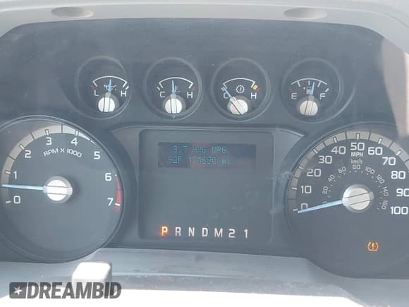 ✅ 2012 Ford F-250 XL • VIN: 1FT7X2B62CEA05487 • Lot: 42559223. Listed on IAAI with 171,690 mi. Free auction sales archive from the USA and detailed vehicle history report at DreamBid. Image 7.