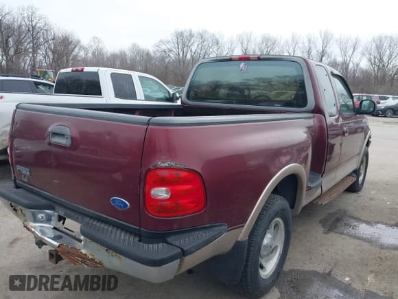 ✅ 1997 Ford F-150 • VIN: 1FTDX08W4VKD39667 • Лот: 41537371. Опубликован ранее на IAAI с пробегом 300 671 миль. Бесплатный доступ к архиву аукционных продаж из США и подробный отчёт об истории автомобиля на DreamBid. Изображение 4.