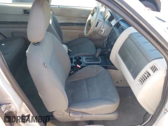 ✅ 2008 Ford Escape XLS • VIN: 1FMCU02Z28KA68048 • Lot: 43189961. Listed on IAAI with 280,735 mi. Free auction sales archive from the USA and detailed vehicle history report at DreamBid. Image 5.