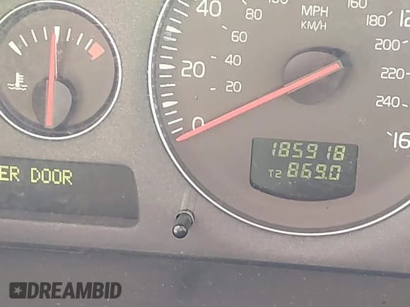 ✅ 2006 Volvo S60 2.5L Turbo • VIN: YV1RS592X62543608 • Lot: 43493308. Wystawiony na IAAI z przebiegiem 185 918 mil. Bezpłatny archiwum sprzedaży aukcyjnych z USA i szczegółowy raport historii pojazdu na DreamBid. Zdjęcie 15.