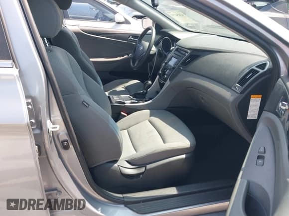 ✅ 2014 Hyundai Sonata Limited • VIN: KMHEC4A44EA117308 • Lot: 42454299. Wystawiony na IAAI z przebiegiem 75 640 mil. Bezpłatny archiwum sprzedaży aukcyjnych z USA i szczegółowy raport historii pojazdu na DreamBid. Zdjęcie 5.