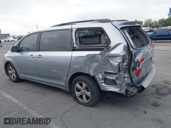 ✅ 2011 Toyota Sienna LE AAS • VIN: 5TDKK3DC9BS069648 • Lot: 42207332. Listed on IAAI with 195,536 mi. Free auction sales archive from the USA and detailed vehicle history report at DreamBid. Image 14.