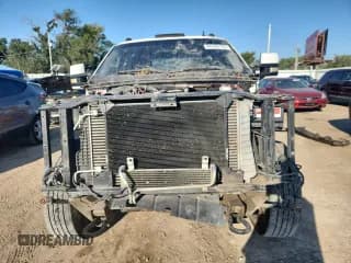 ✅ 2008 Chevrolet Silverado 2500HD LTZ • VIN: 1GCHK23638F197165 • Lot: 84280195. Wystawiony na Copart z przebiegiem 246 035 mil. Bezpłatny archiwum sprzedaży aukcyjnych z USA i szczegółowy raport historii pojazdu na DreamBid. Zdjęcie 5.